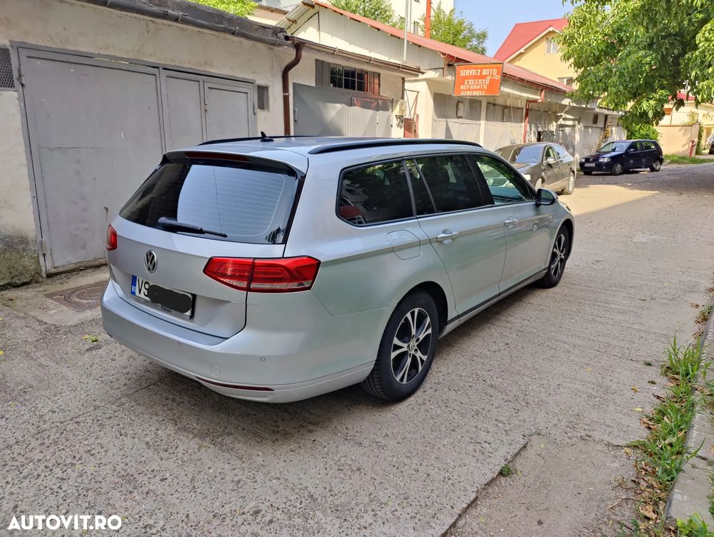 Volkswagen Passat 2.0 TDI Trendline - 5