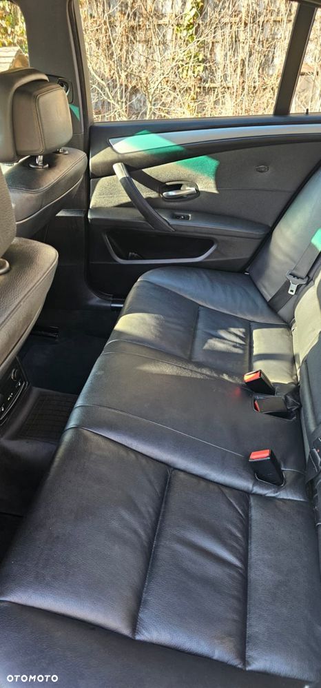 BMW Seria 5 - 16