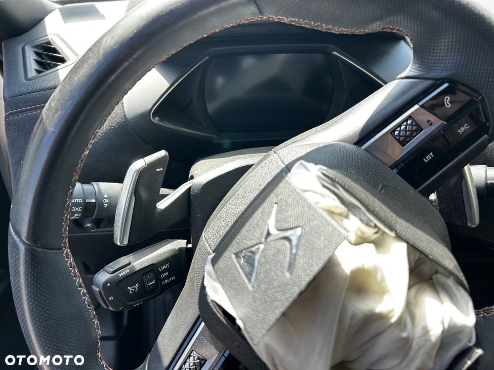DS Automobiles DS 3 Crossback - 24