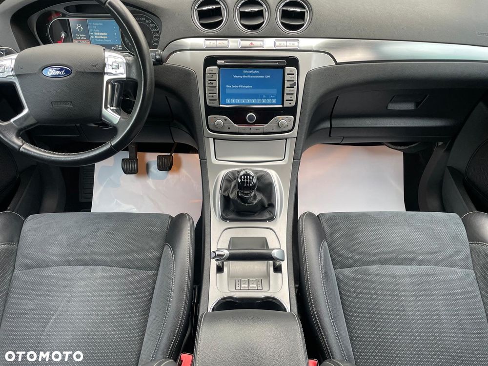 Ford S-Max - 5