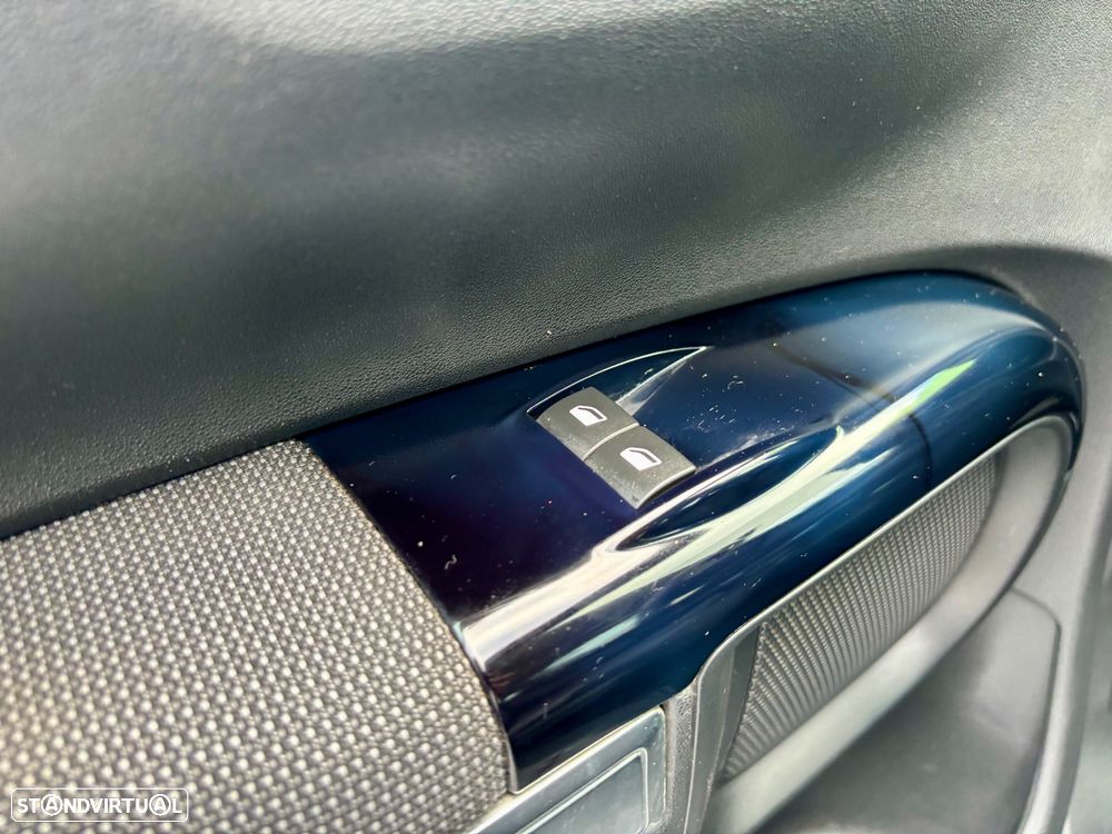 Citroën C4 Cactus 1.2 PureTech Shine - 32