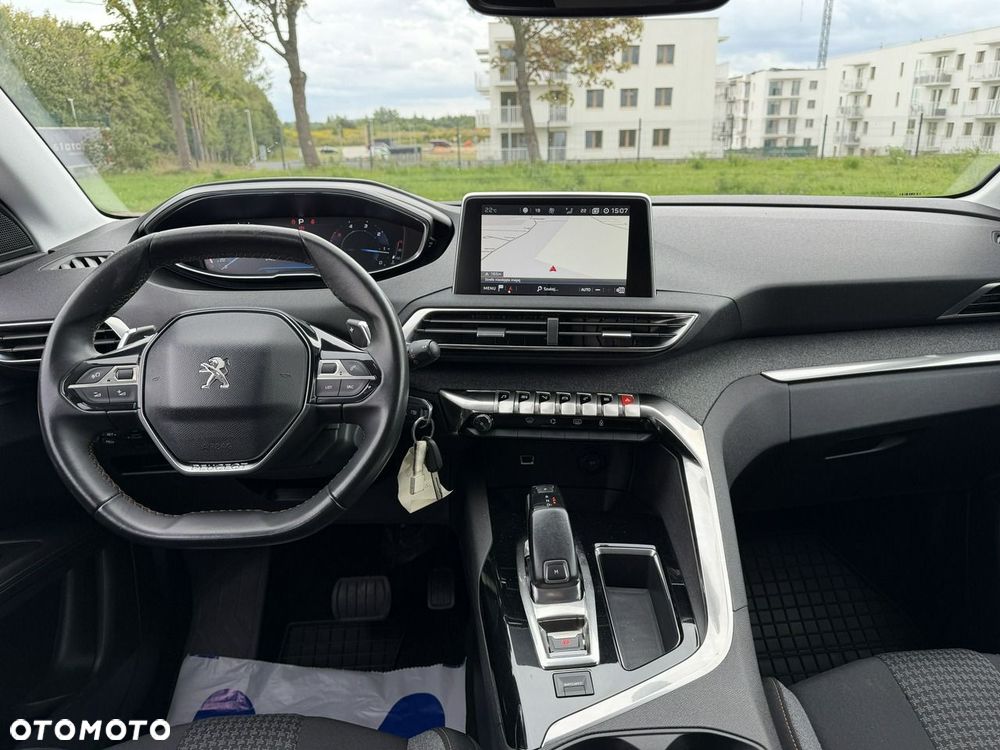 Peugeot 3008 1.6 BlueHDi Allure S&S EAT6 - 19