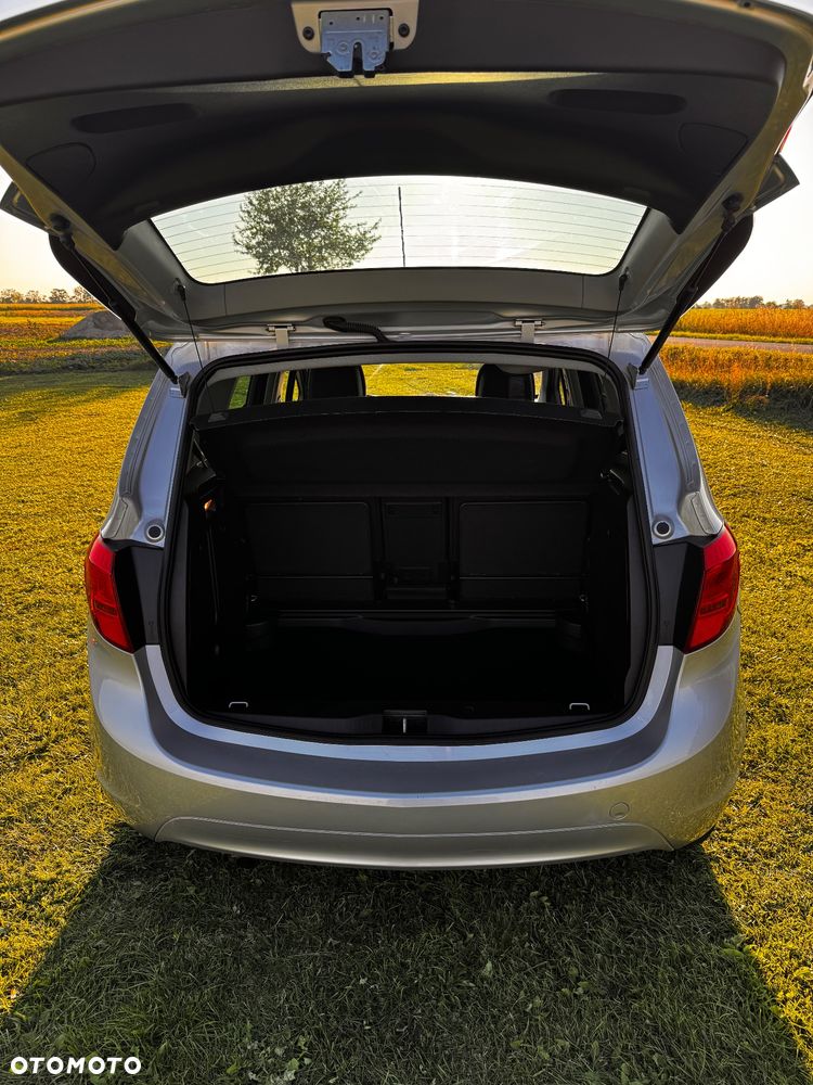 Opel Meriva - 12