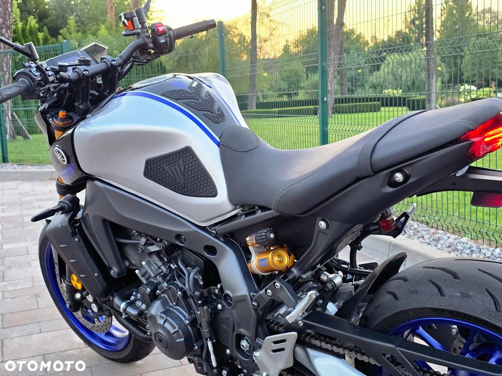 Yamaha MT - 21