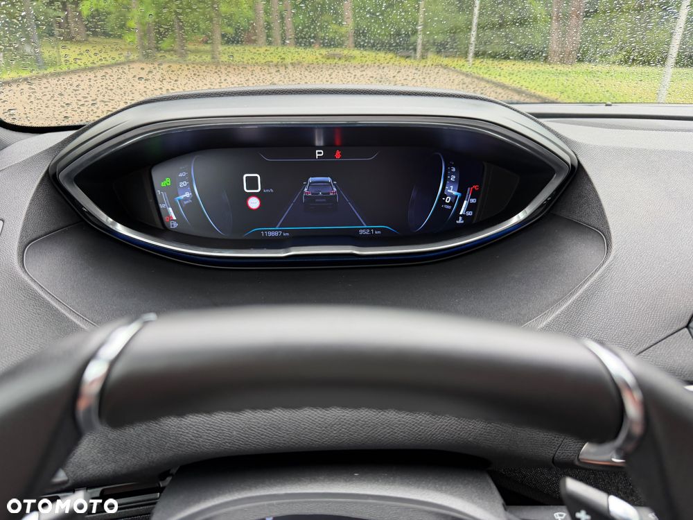 Peugeot 5008 THP 165 EAT6 Allure - 24