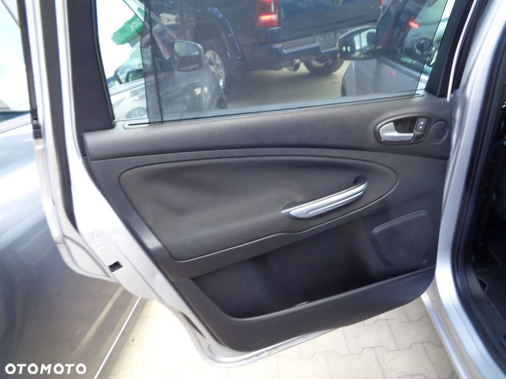 Ford Galaxy 2.0 Titanium - 10