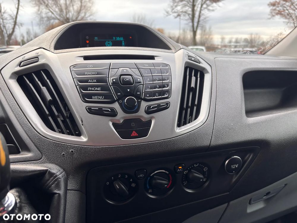 Ford TRANSIT CUSTOM - 29