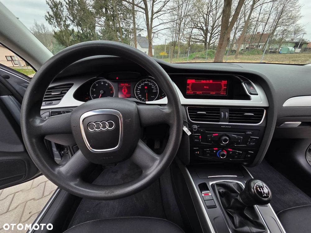 Audi A4 Limousine 1.8 T - 30