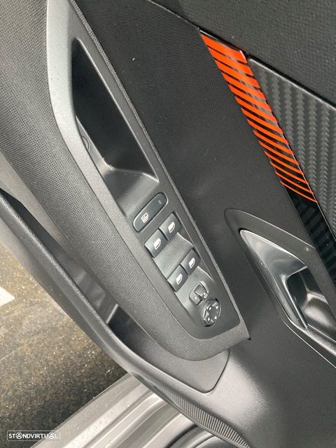 Peugeot 208 1.2 PureTech Allure - 25