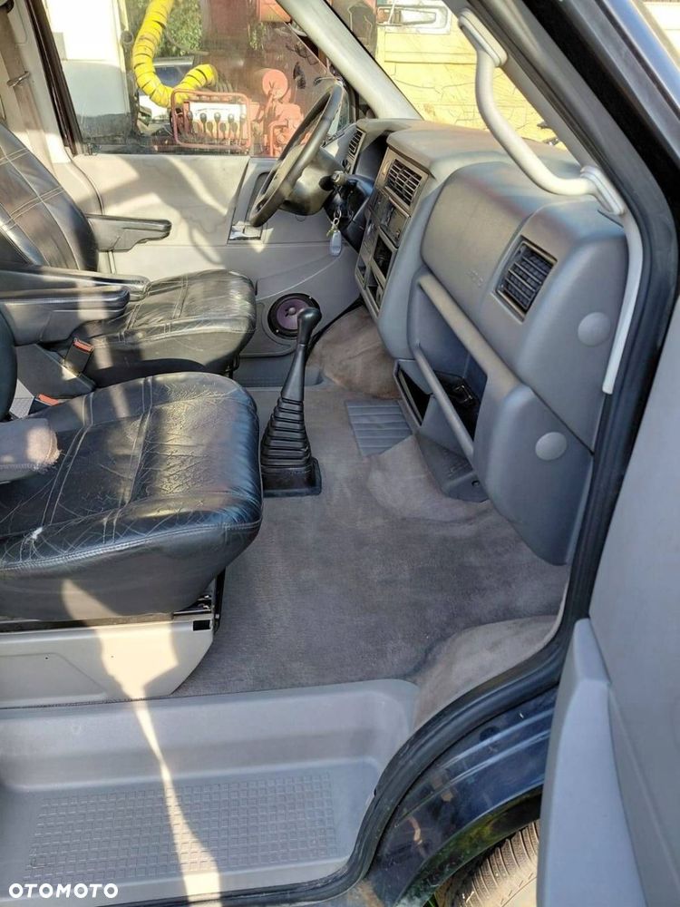 KOMPLETNE WNĘTRZE FOTELE ŁÓŻKO STOLIK BOCZKI WSZYSTKO VW T4 MULTIVAN CAMPER - 3