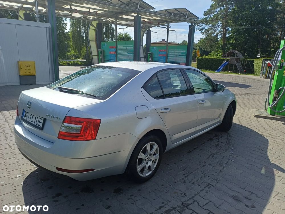 Skoda Octavia 1.4 TSI Ambition - 11