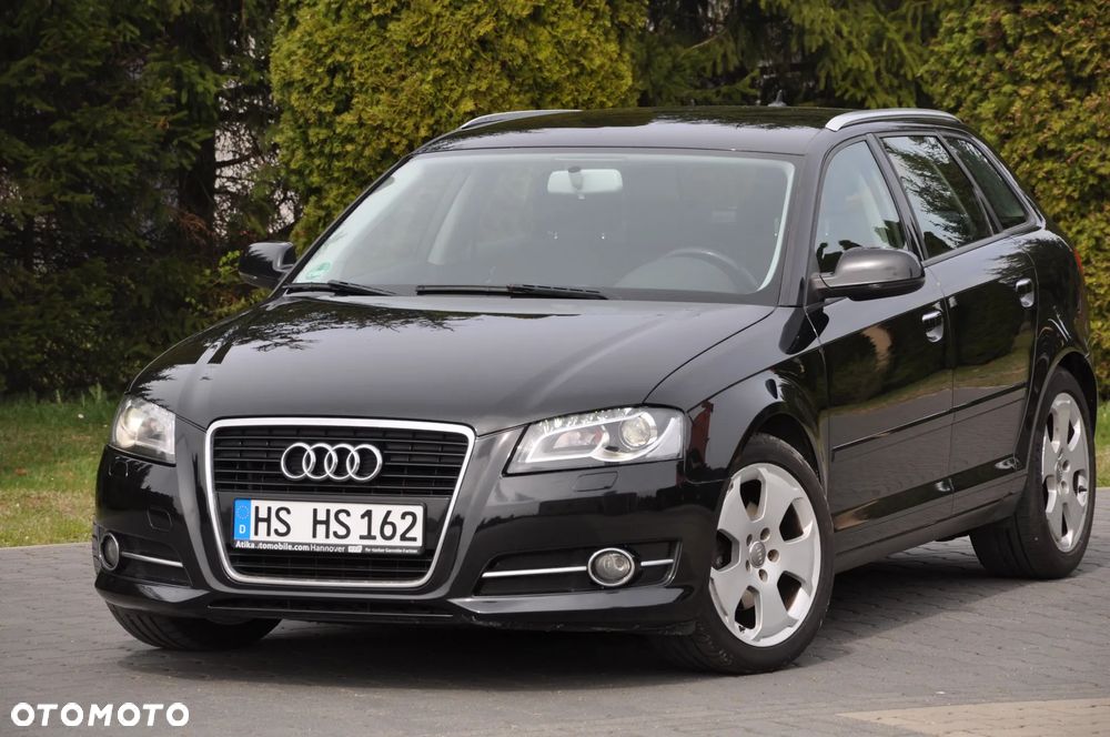 Audi A3 Sportback - 1
