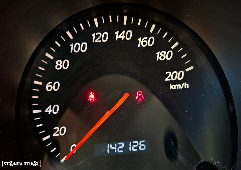 Suzuki Grand Vitara 1.9 DDiS X-Premium - 7