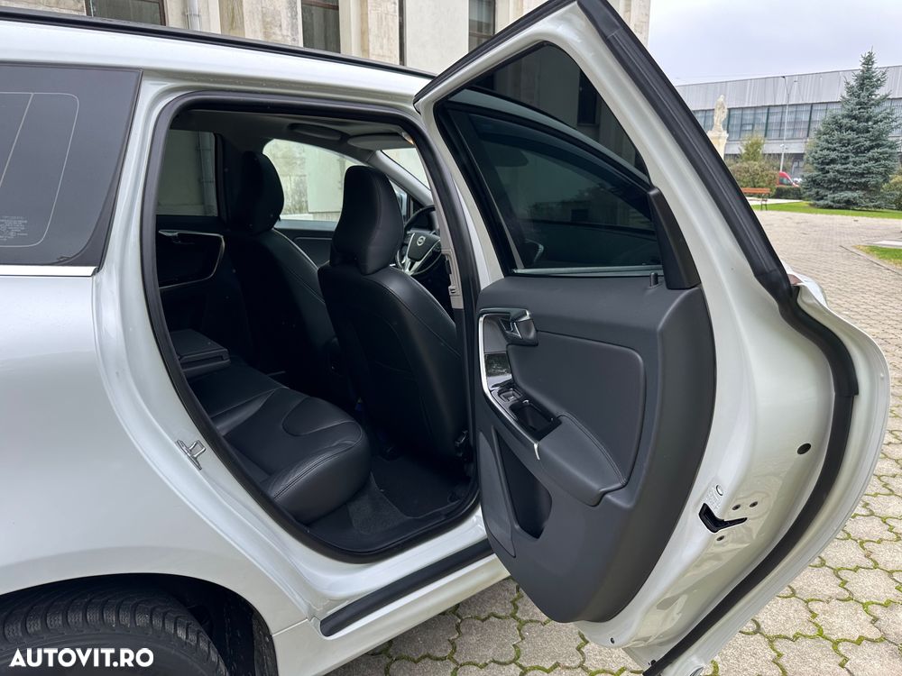 Volvo XC 60 - 39