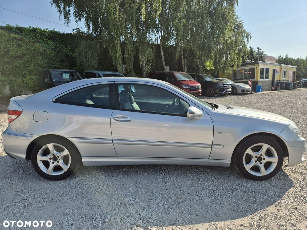 Mercedes-Benz CLC - 11