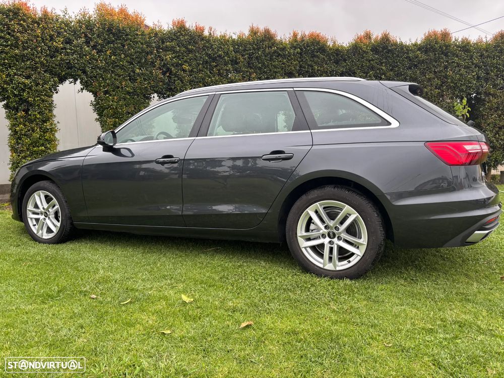 Audi A4 Avant - 10