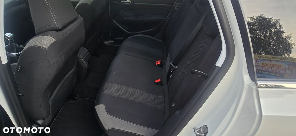 Peugeot 308 1.6 BlueHDi Allure S&S - 22