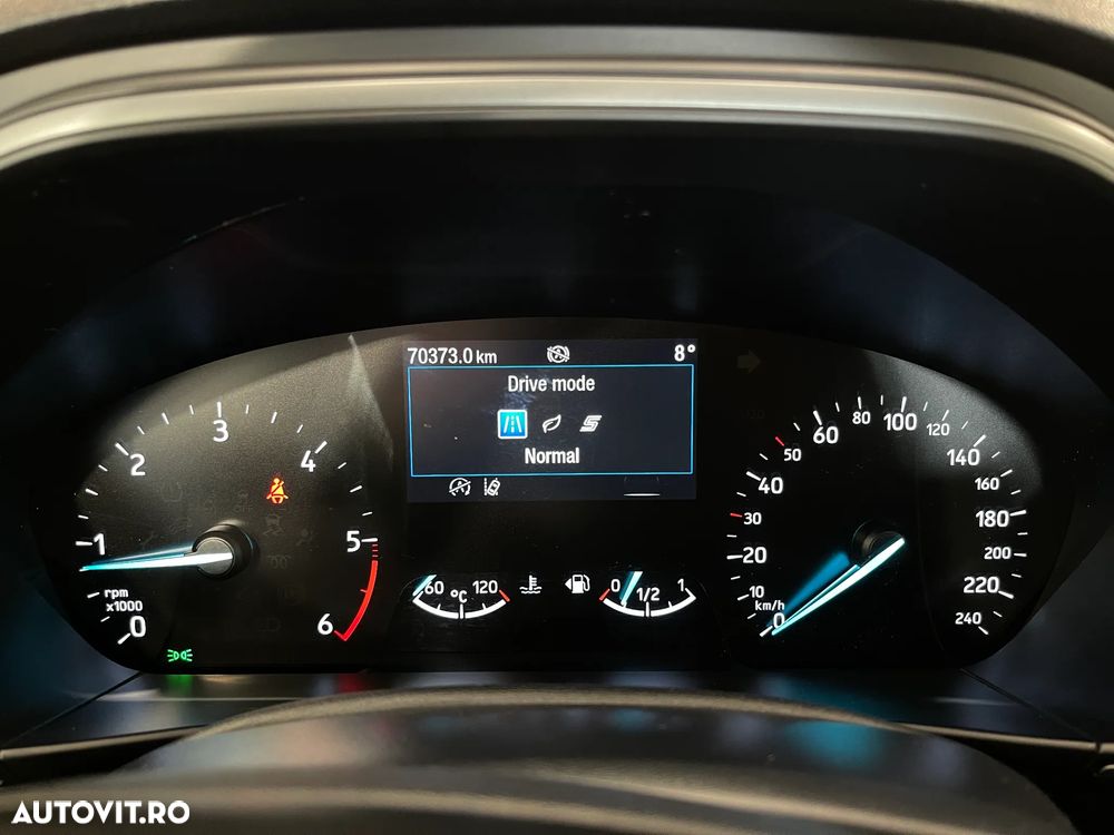 Ford Focus 1.5 EcoBlue Connected - 22