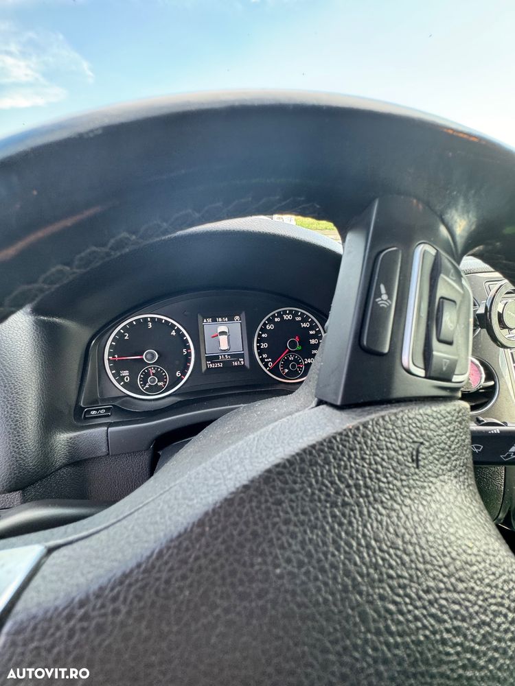 Volkswagen Tiguan 2.0 TDI DPF 4Motion BlueMotion Technology DSG Cup Sport & Style - 11