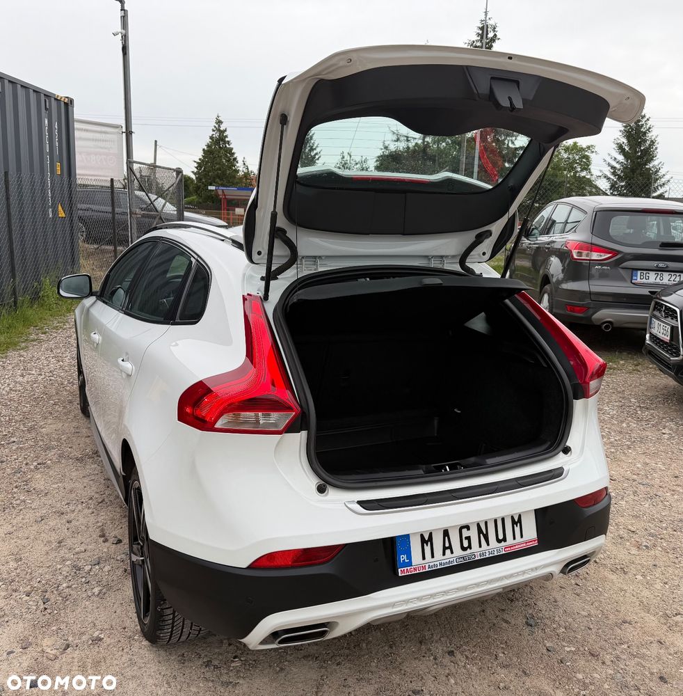 Volvo V40 Cross Country D4 Geartronic Summum - 39