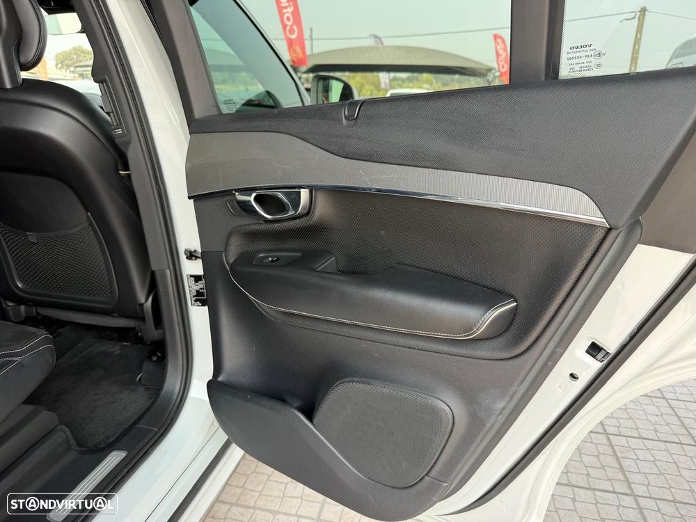 Volvo XC 90 2.0 D4 R-Design - 20