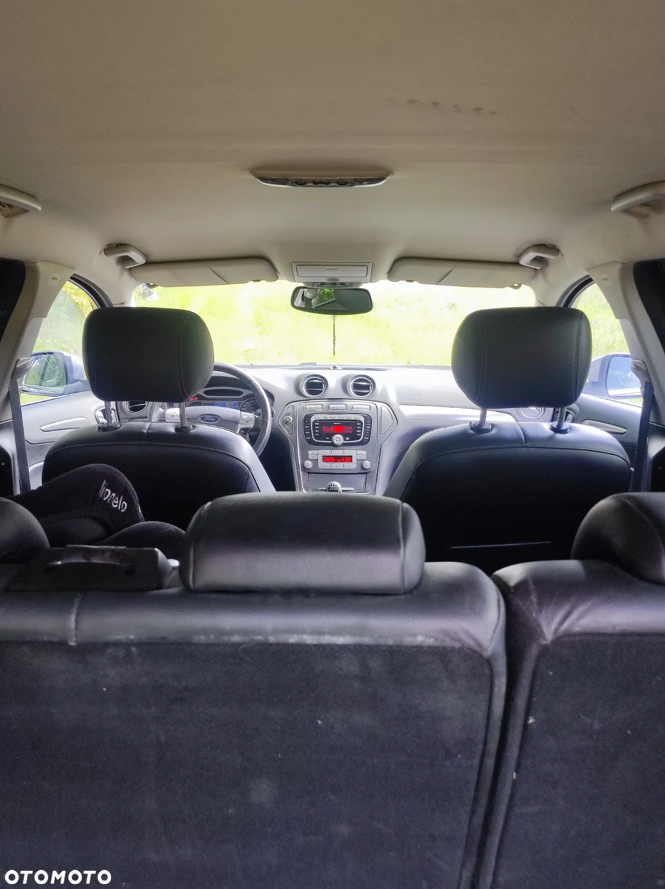 Ford Mondeo 2.5 Ghia - 8