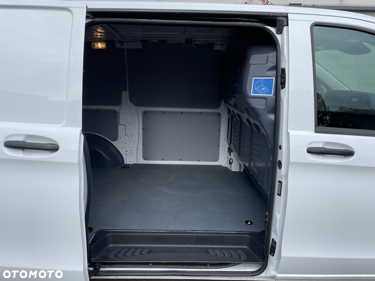 Mercedes-Benz Vito 116 CDI Furgon Długi - 4