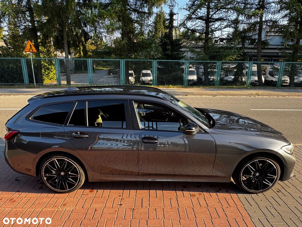 BMW Seria 3 320d xDrive Edition Luxury Line Purity - 4