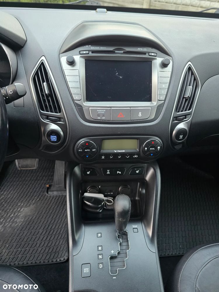 Hyundai ix35 2.0 CRDi 4WD Automatik Premium - 25