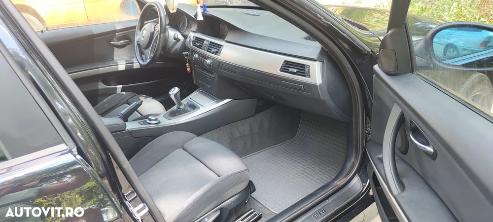 BMW Seria 3 320d DPF - 11