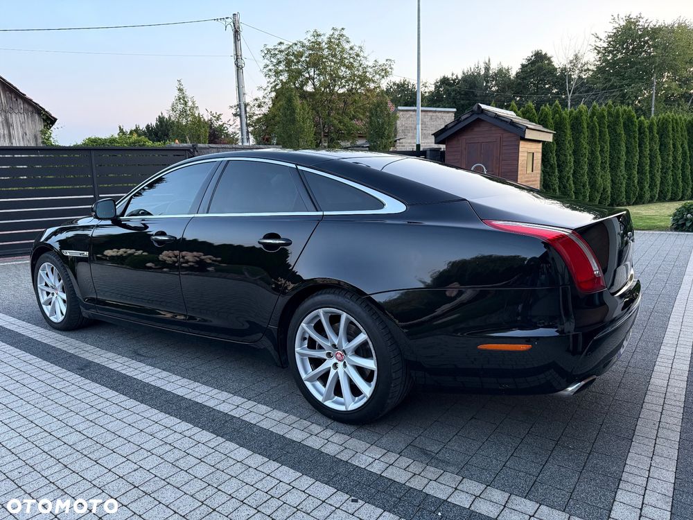 Jaguar XJ 3.0 D V6 Portfolio - 16