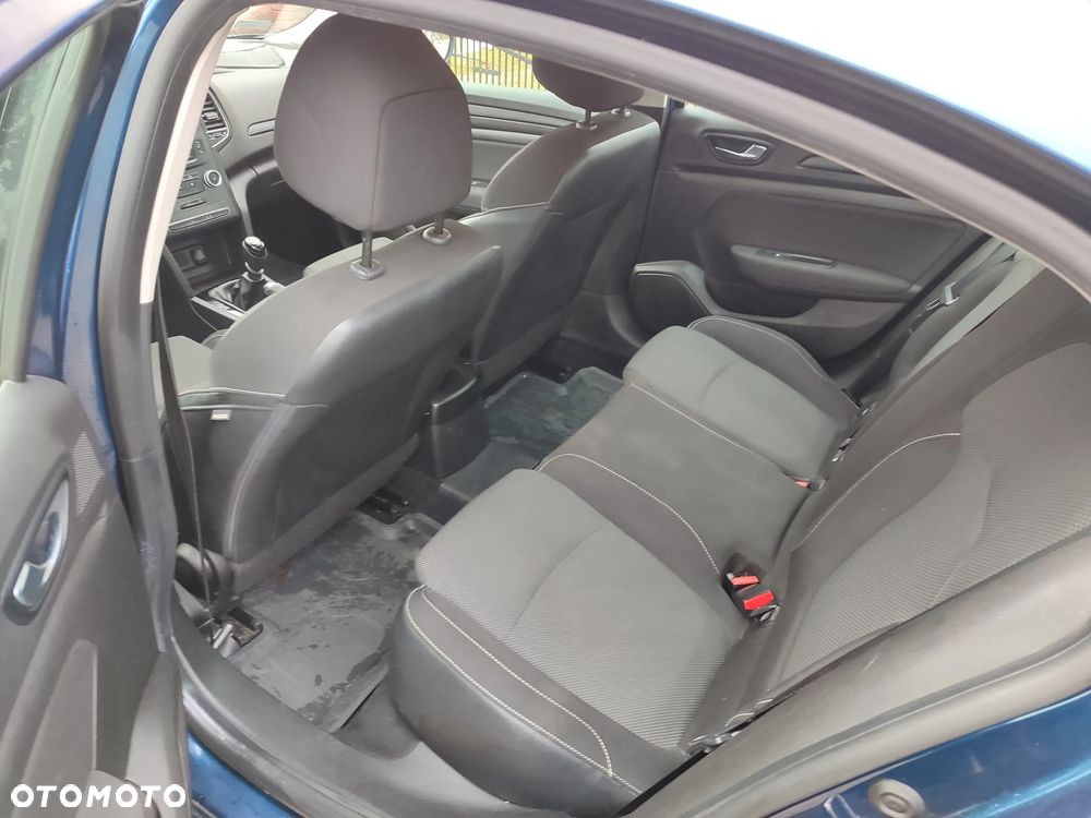 Renault Megane 1.3 TCe FAP Limited - 10