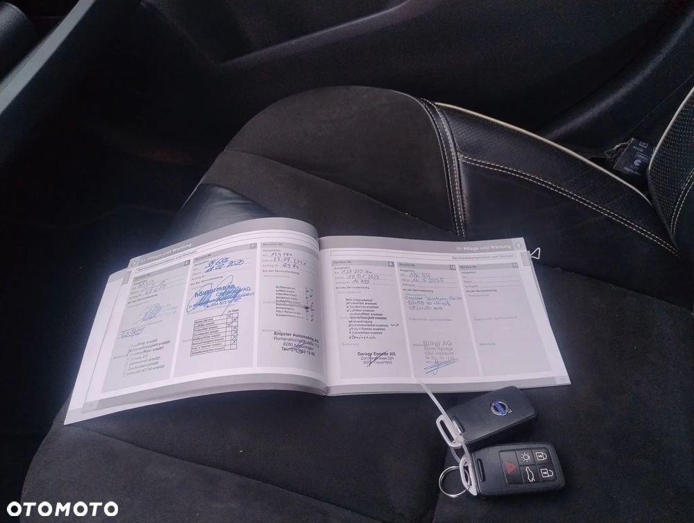 Volvo V40 T3 R-Design Momentum - 11