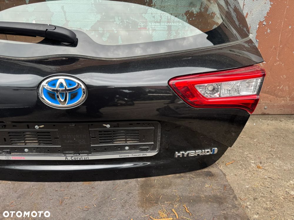 Klapa bagażnika kamera Toyota Yaris III lift 2019r kolor 209 OE - 4