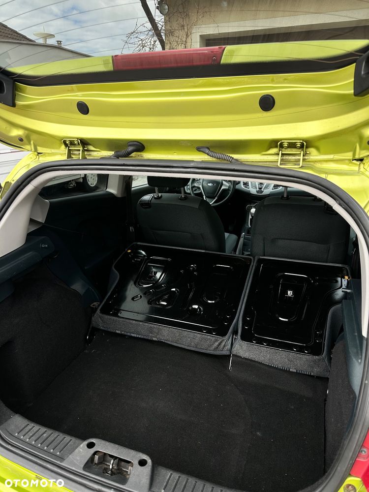 Ford Fiesta 1.25 Trend - 18