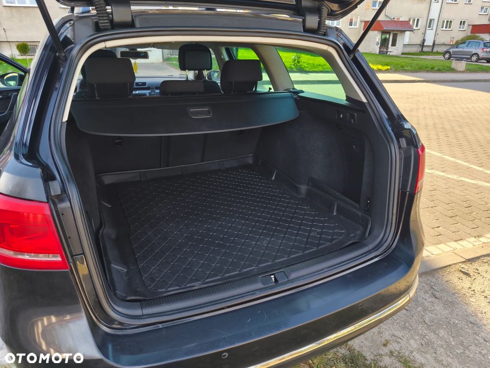 Volkswagen Passat 2.0 TDI Comfortline DSG - 22