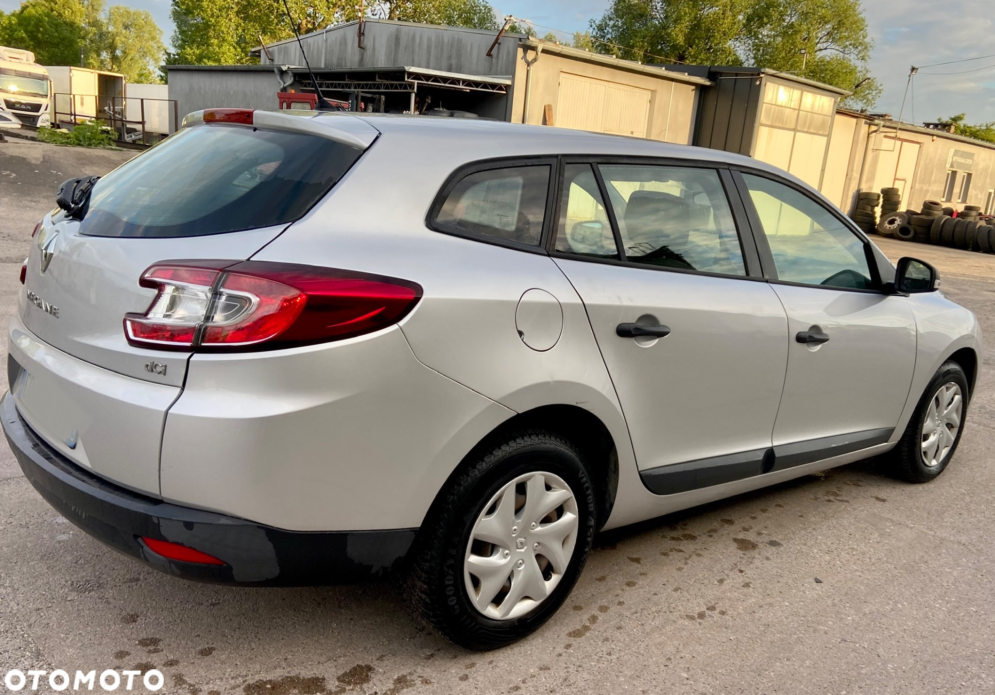 Renault Megane 1.5 dCi Expression - 4