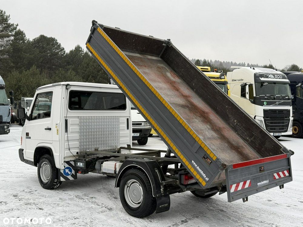 Mercedes-Benz MB 100 - 15