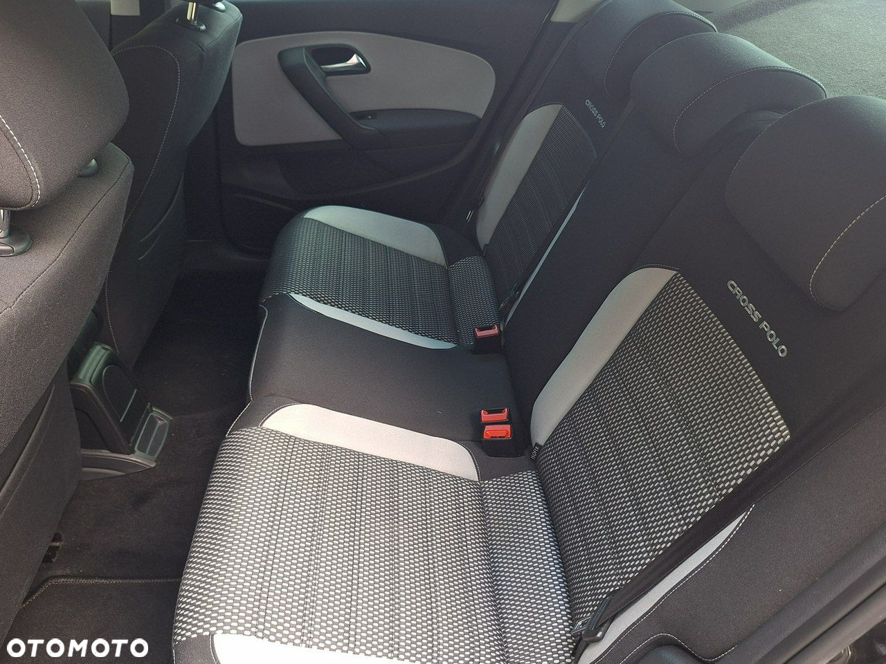 Volkswagen Polo - 8