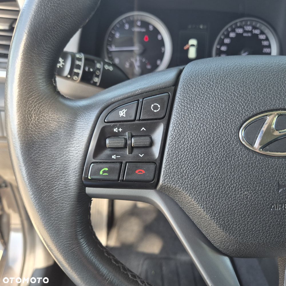 Hyundai Tucson 1.6 GDI BlueDrive Comfort 2WD - 11