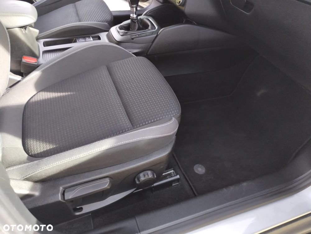 Ford Focus 1.0 EcoBoost Trend Edition - 39