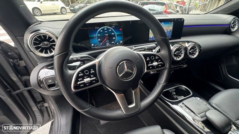 Mercedes-Benz CLA 200 - 11
