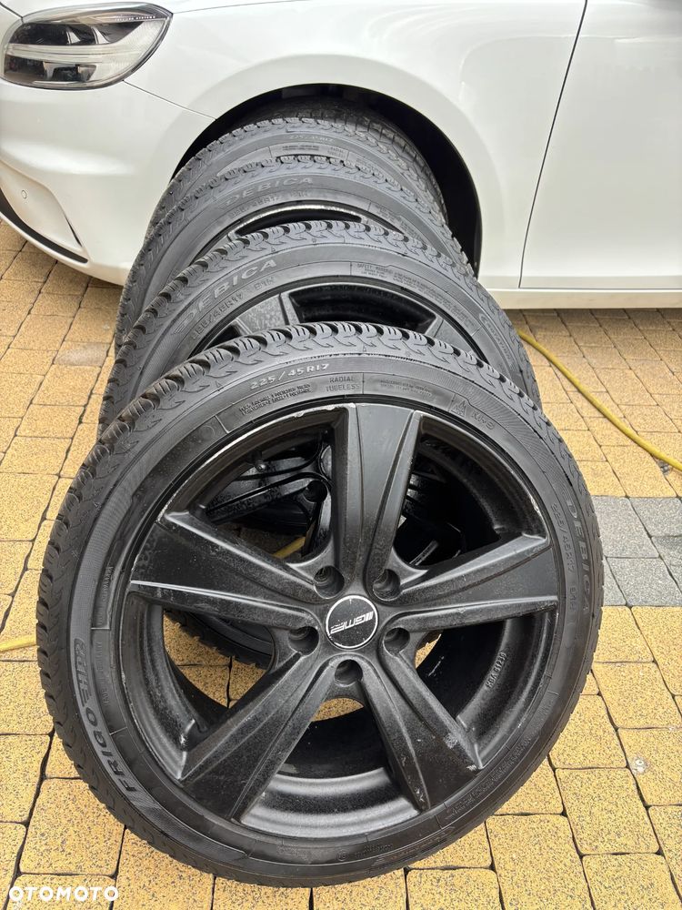 Volvo V40 D2 Drive-E Dynamic Edition - 2