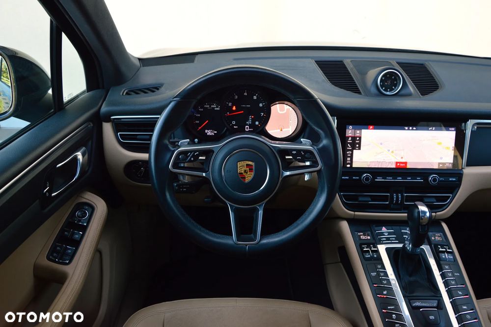 Porsche Macan - 22