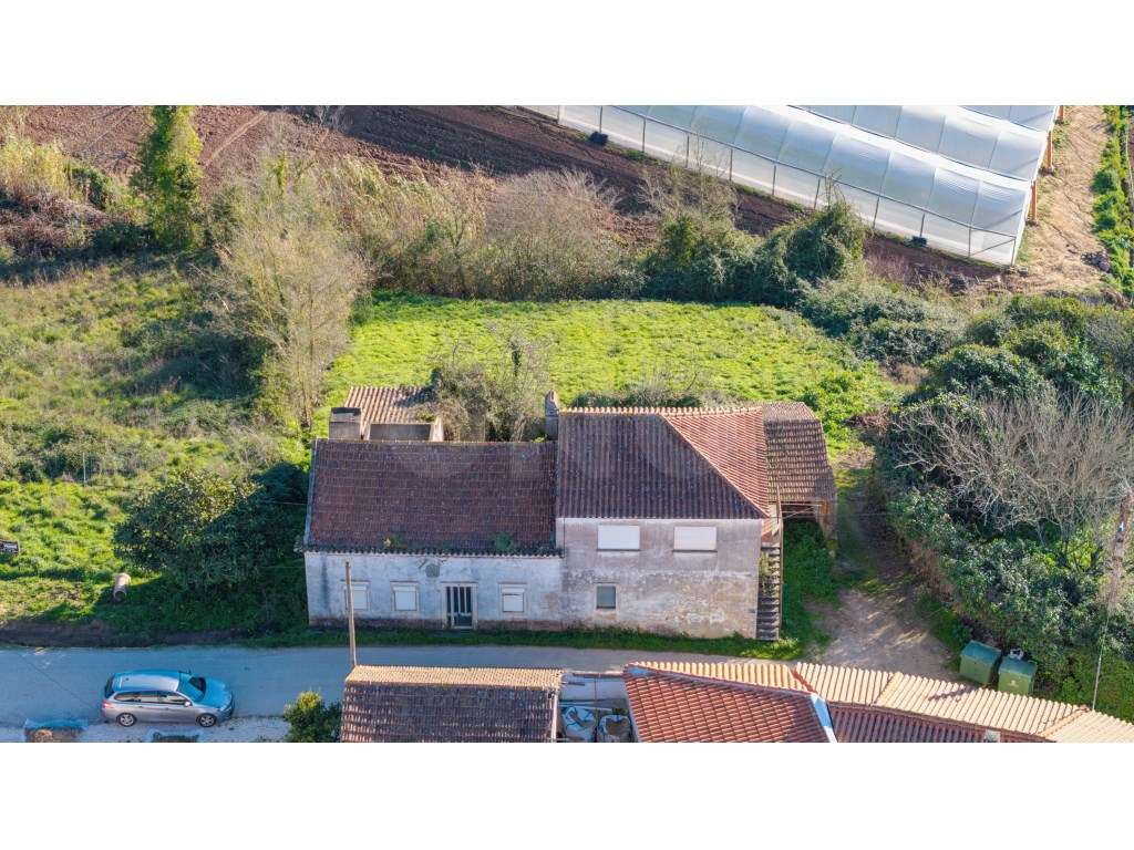 Moradia para venda em Alvorninha, Caldas da Rainha - Grande imagem: 2/27