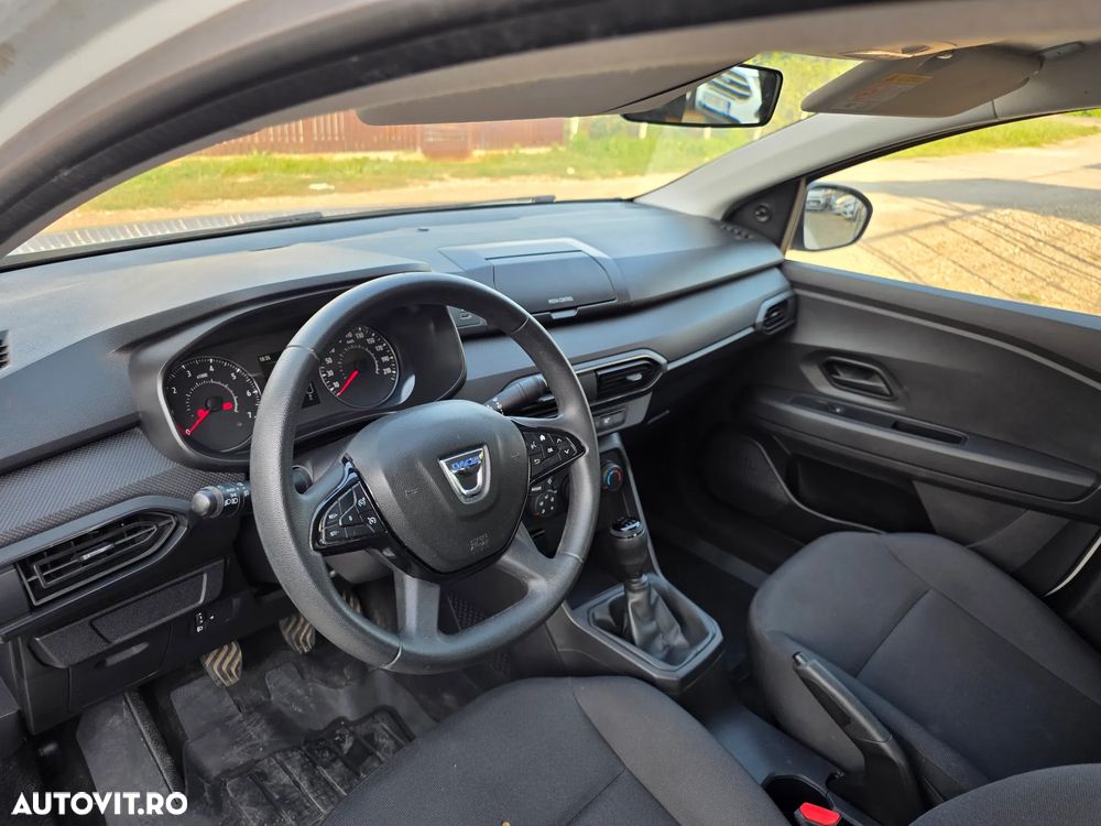 Dacia Logan - 8
