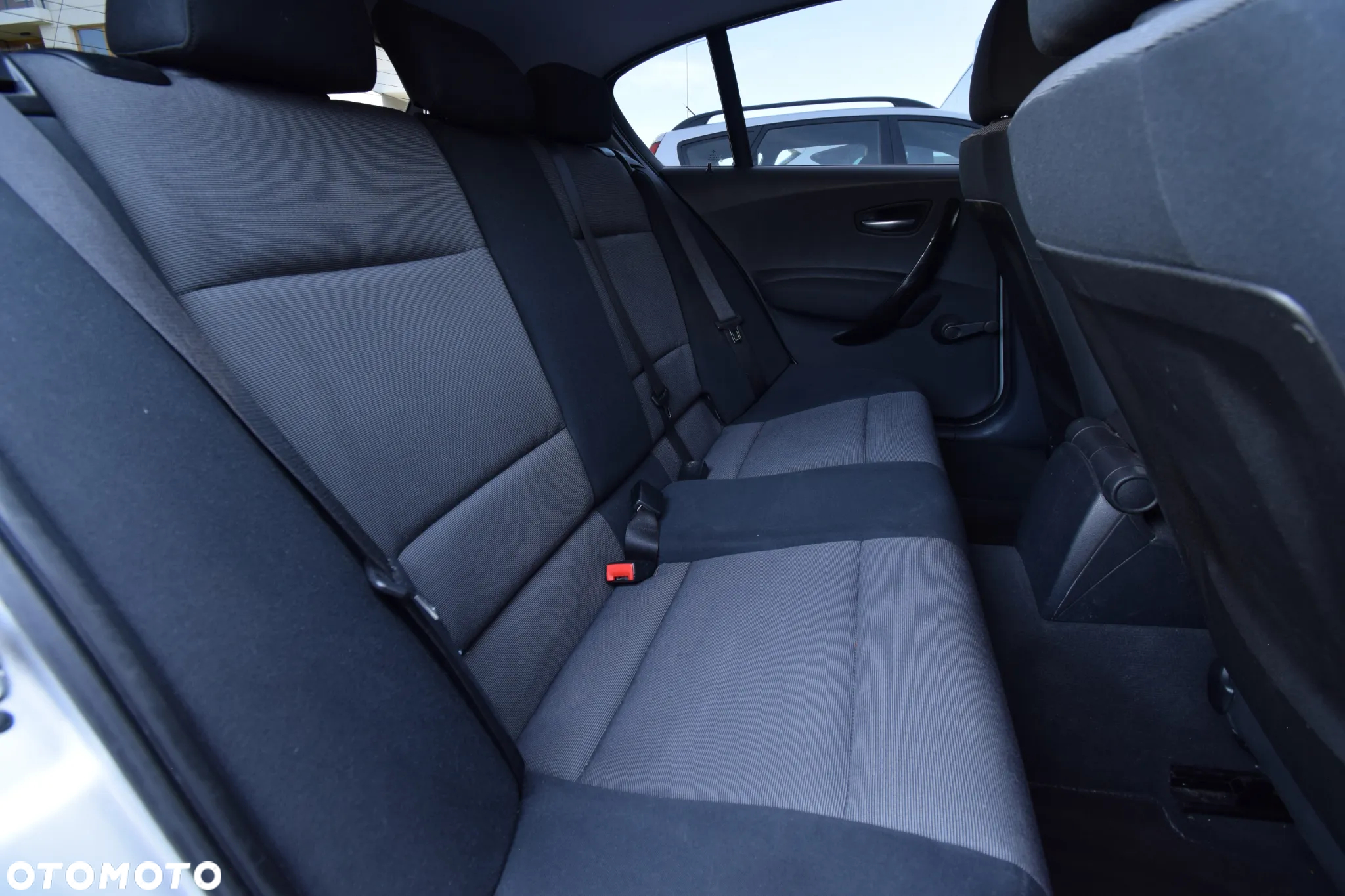 BMW Seria 1 116i - 33