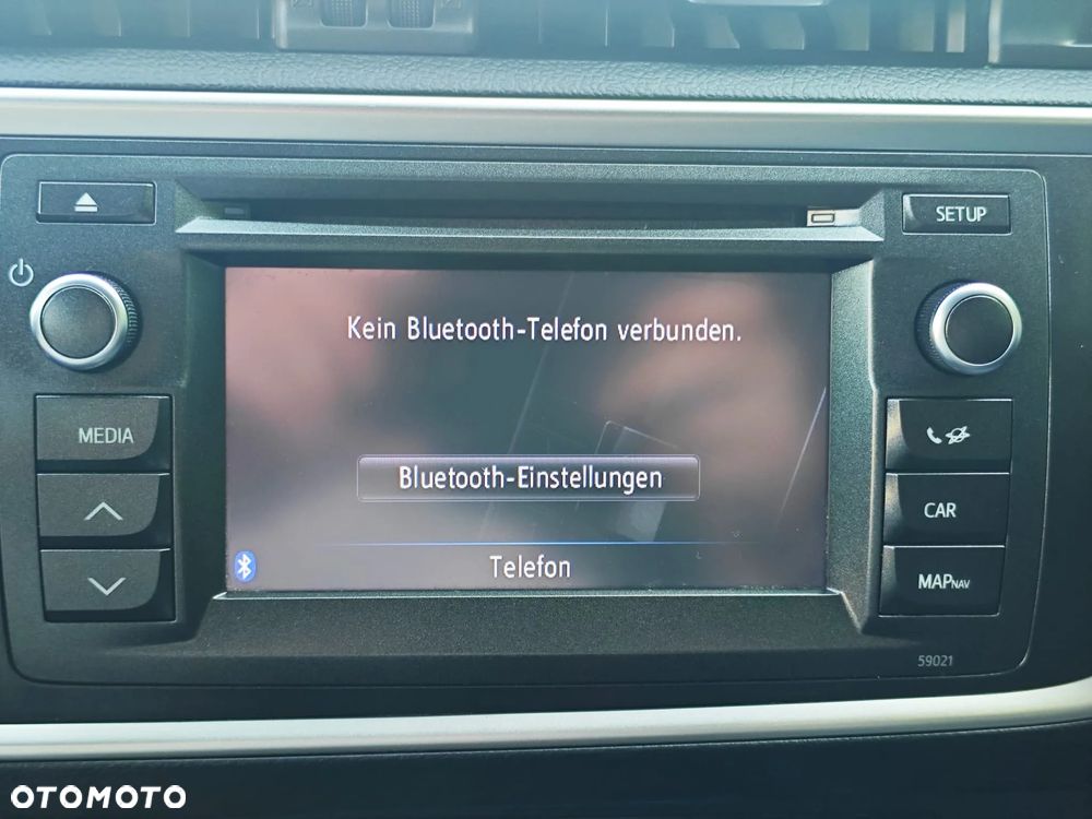 Toyota Auris 2.0 D-4D Premium Comfort - 27