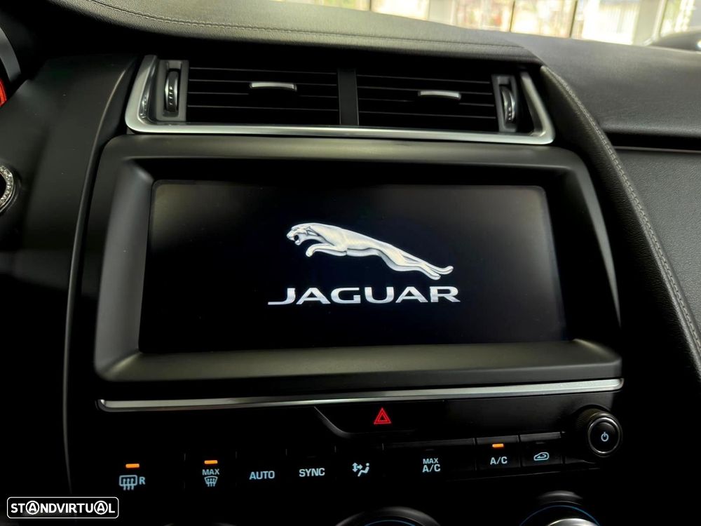Jaguar E-Pace 2.0 i4D R-Dynamic S - 38