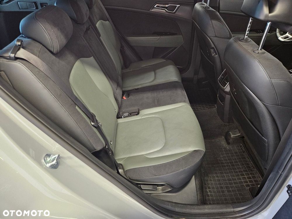 Kia Sportage 1.6 T-GDI MHEV Anniversary 2WD DCT - 9